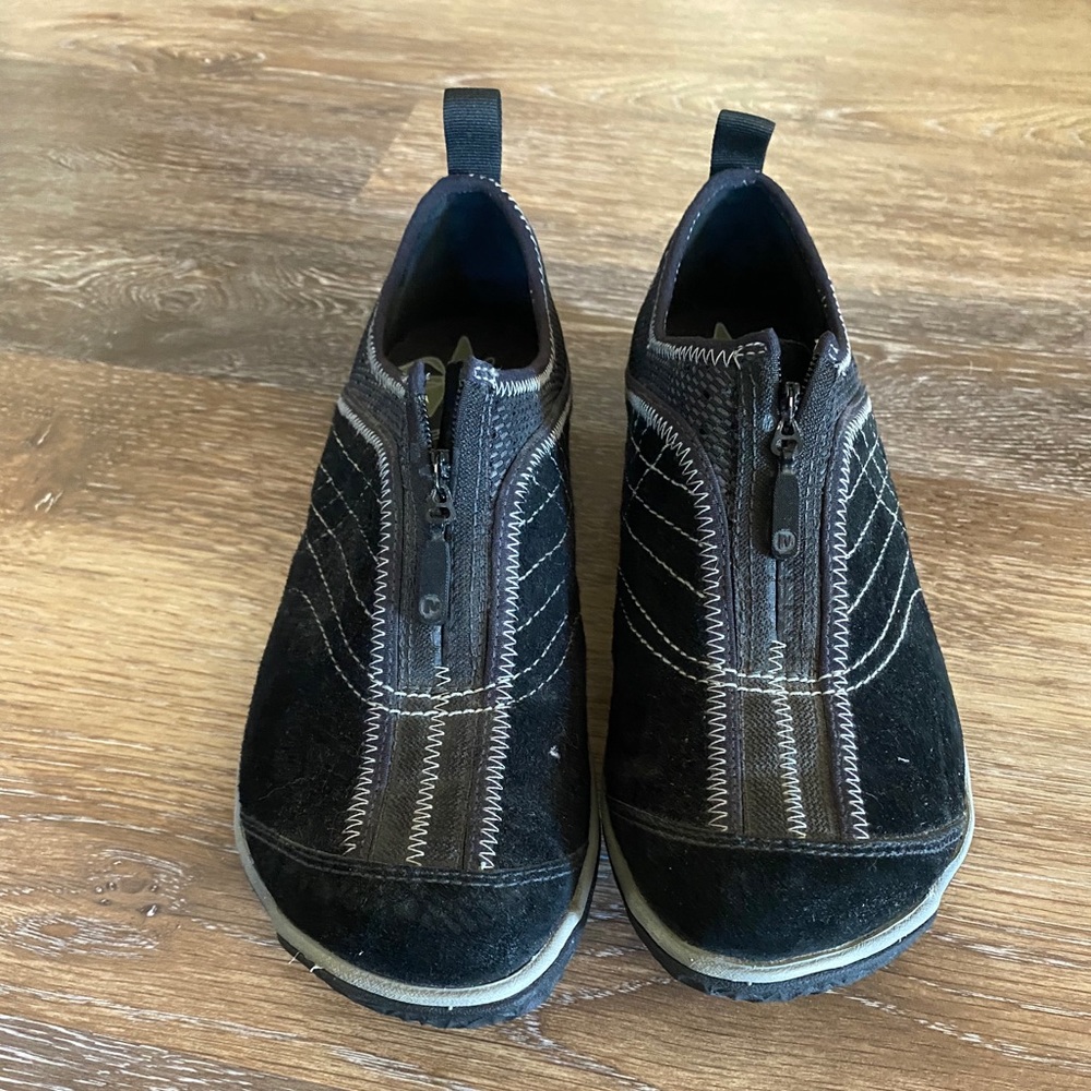 Merrill active shoes